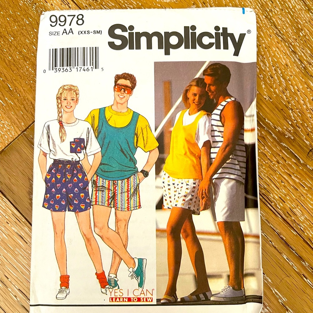 NWT Simplicity Sewing Pattern for Tank, T-Shirt & Shorts